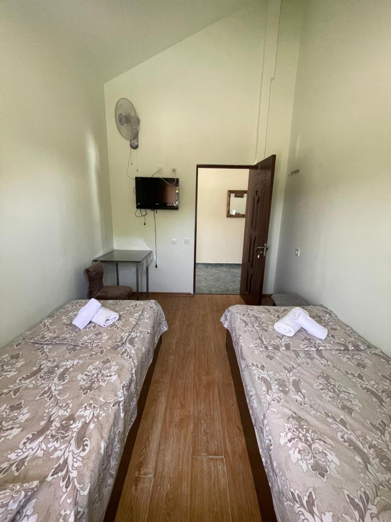 Noragyugh Guest House Jerevan Buitenkant foto