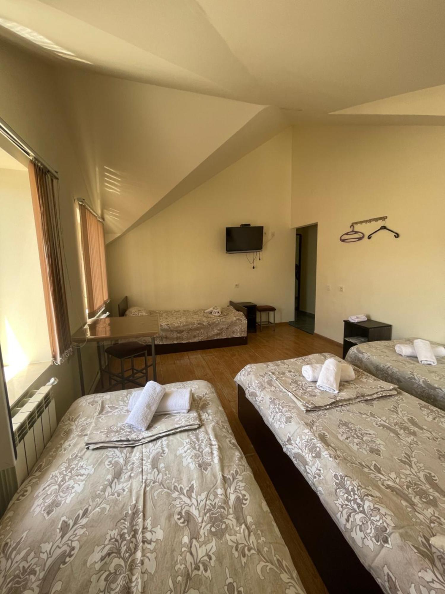 Noragyugh Guest House Jerevan Buitenkant foto